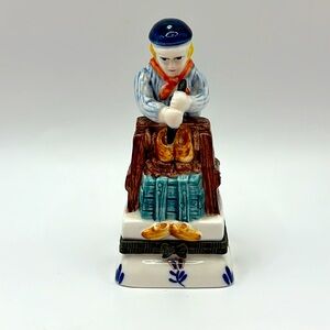 Original Daic Vintage Handpainted Delft Dutch Trinket Box Hinged Lid Sailor 4”